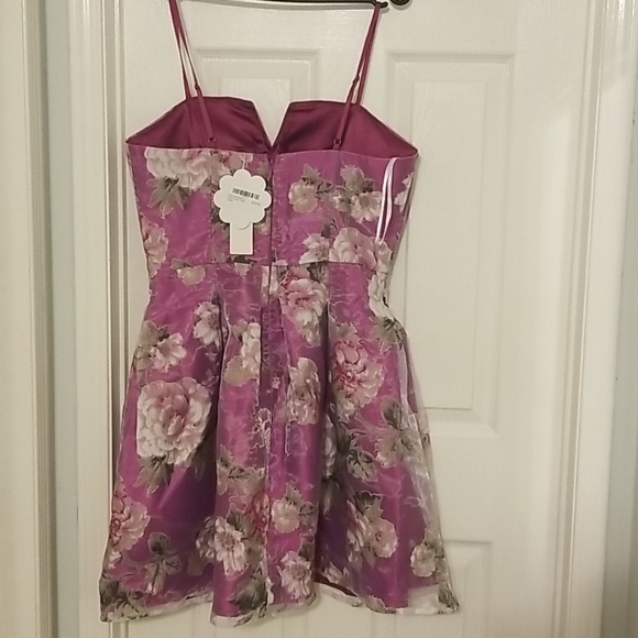 Floral Mini Dress - Picture 2 of 3